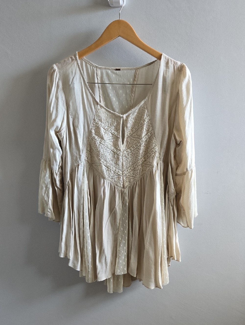Free People Boho Top Very Light Tan Coloured Size Small